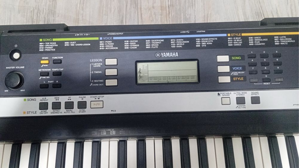 Синтезатор Yamaha