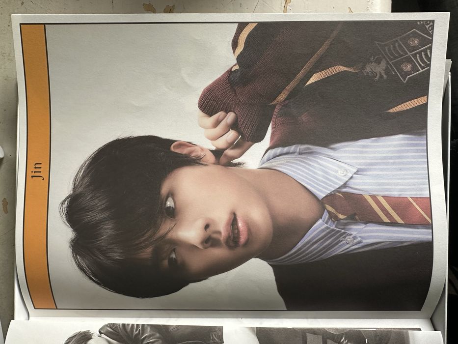 Албум на BTS: MAP OF THE SOUL 7 version 04