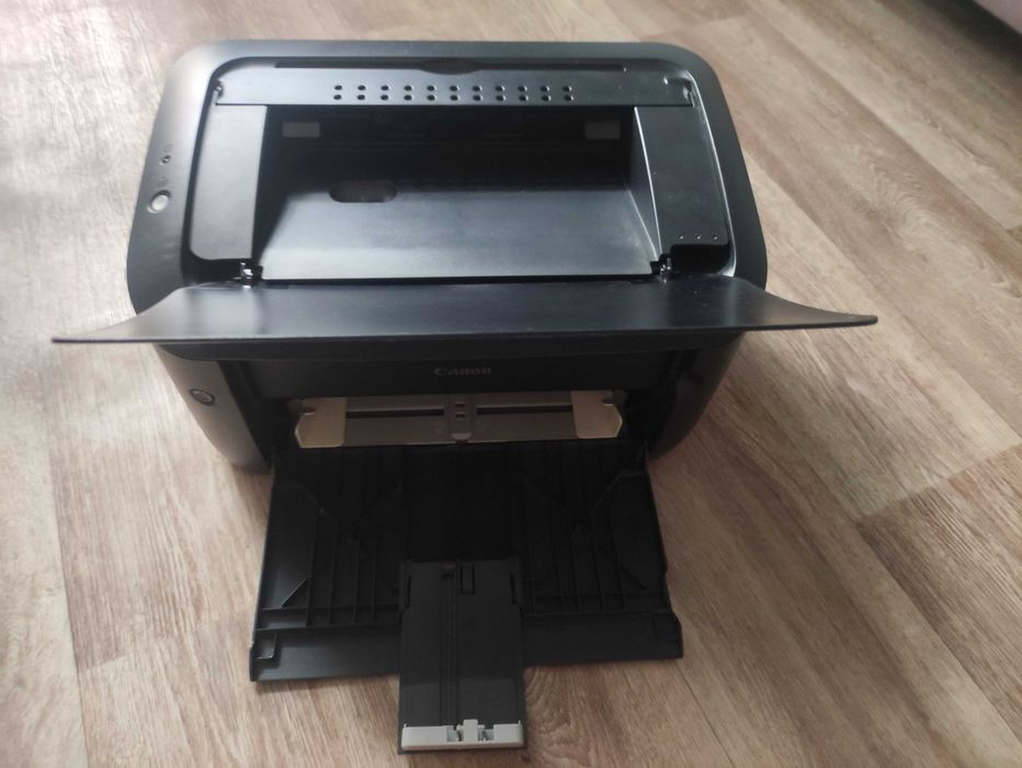 Продам принтер Canon LBP6020B