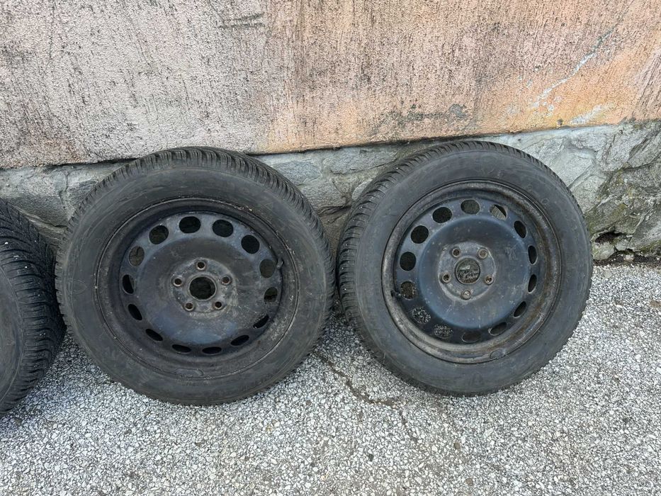 4бр. железни джанти 16" 5х112 с гуми 205/55/16 - VW, Audi, Seat, Skoda
