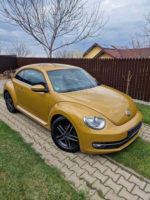 VW Beetle,  an 2016, 2l Diesel,  Manuala