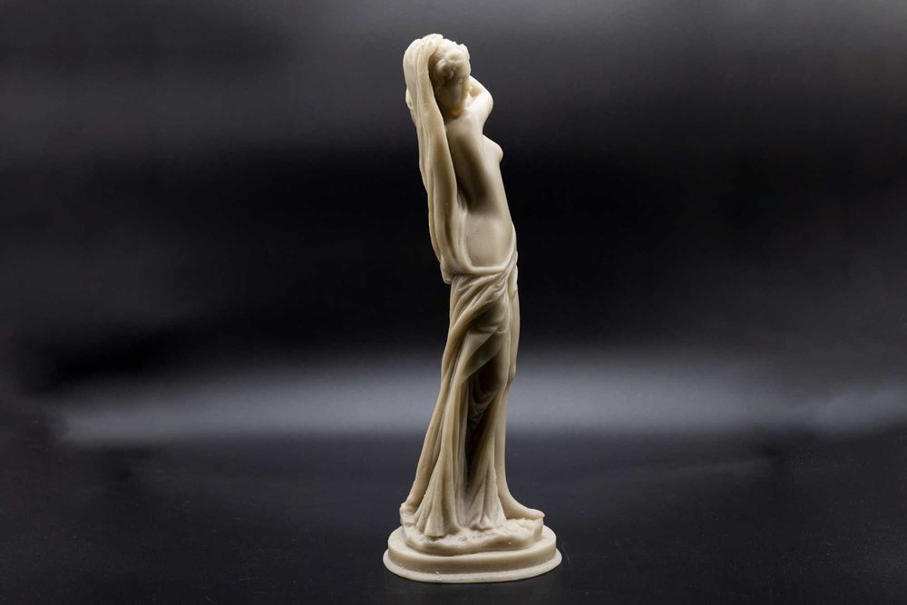 Ръчно изработена мраморна скулптура „Венера“ – гола женска фигура