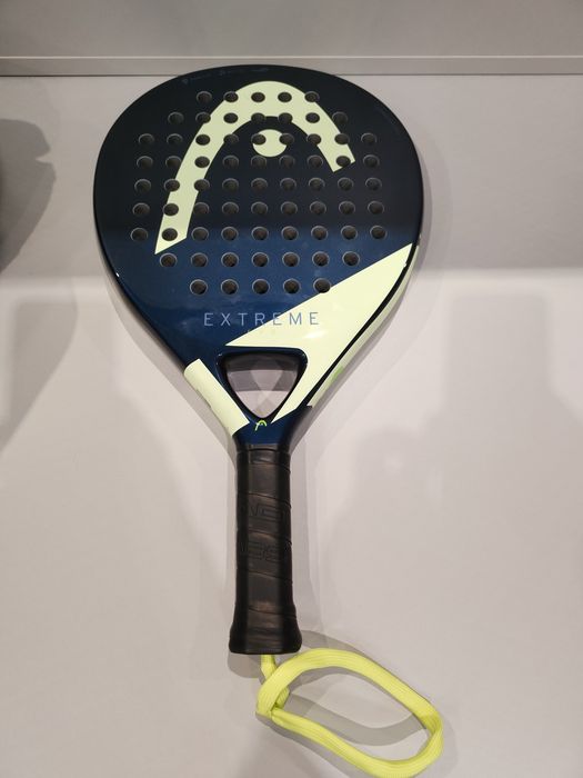 Vând rachetă padel Head Evo Extreme 2025