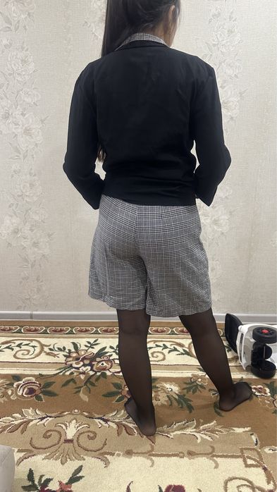 Продам костюм женский