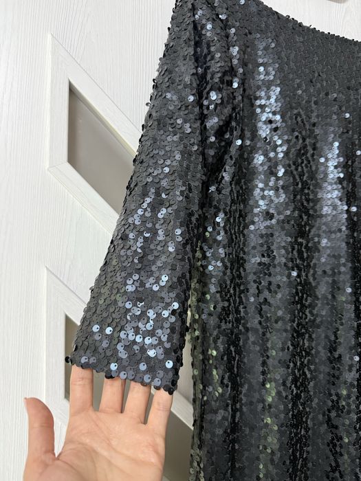 ZARA пайетена рокля