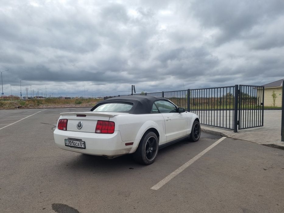 Форд мустанг  кабриолет 2007 г.в.