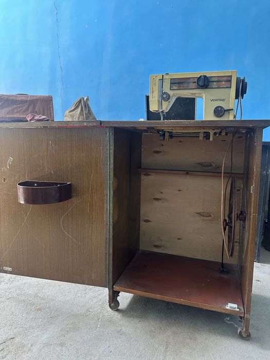 Tikuv mashina sotiladi