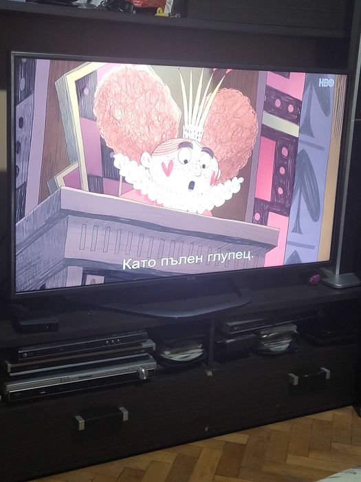 Телевизор Lg47 инча 3D 2 чифта очила