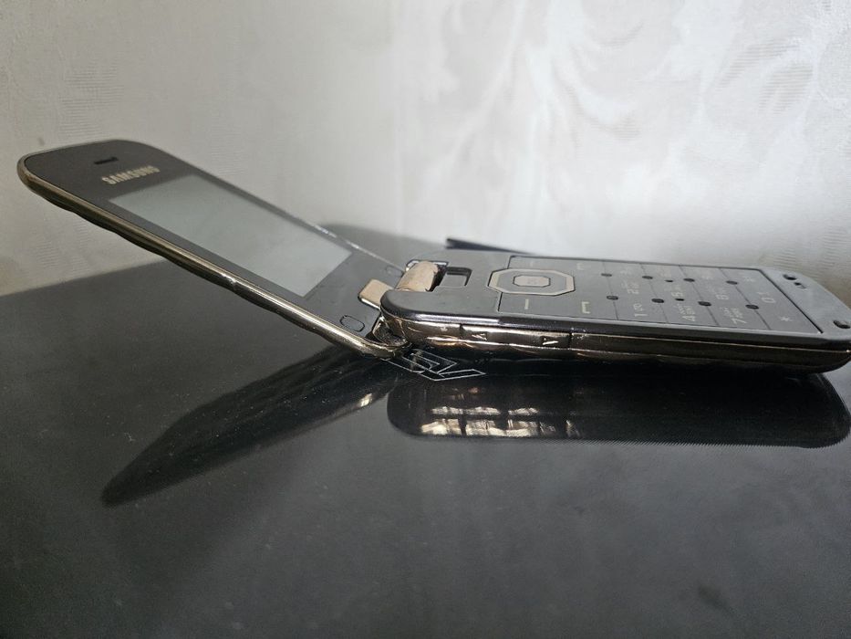 Кнопочный Samsung раскладушка