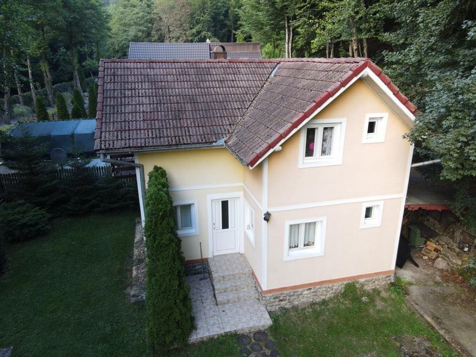 Cabana de închiriat de Craciun, e rezervată de revelion