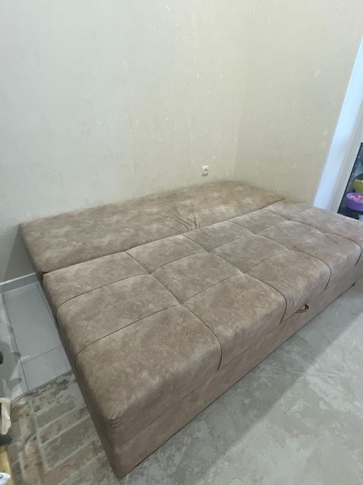 Продам диван в хорошем состоянии