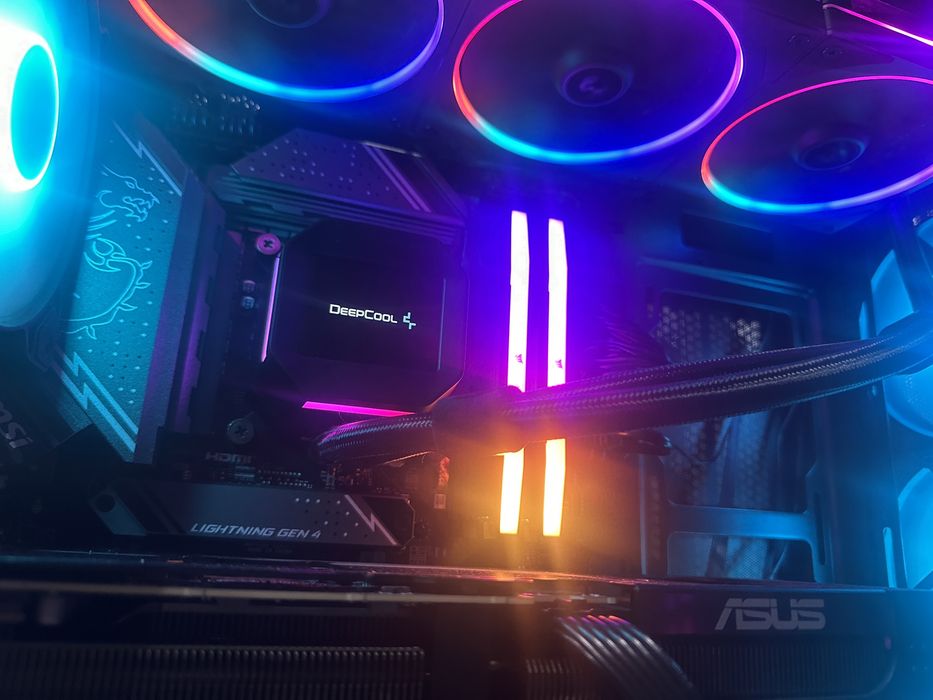 Core i7 14700kf/Rtx5070/32GB DDR5/Z790/1tb 990pro очень мощный PC AI
