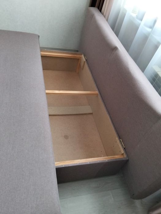 Продам диван 140*200