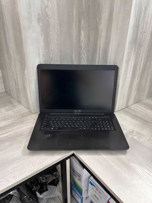Прдается ноутбук ASUS X756U