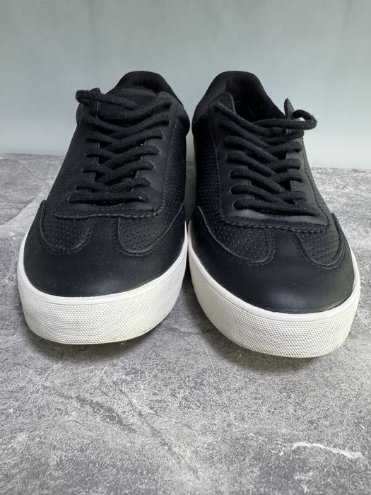 tenisi zara 39 barbati stare buna