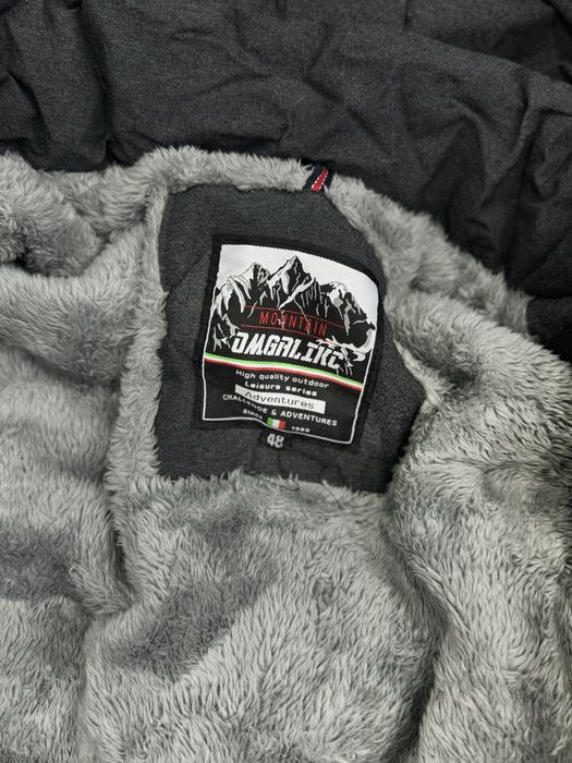 Продам зимнюю куртку