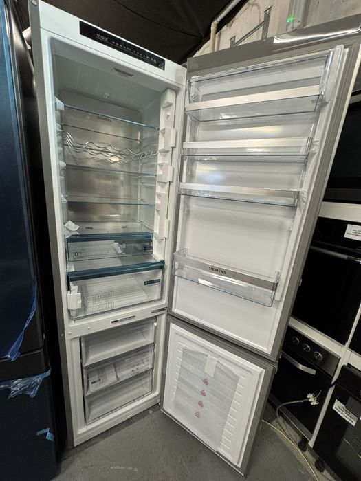 Combina frigorifica premium Siemens KG39NAIAU, factura si garantie 12 luni