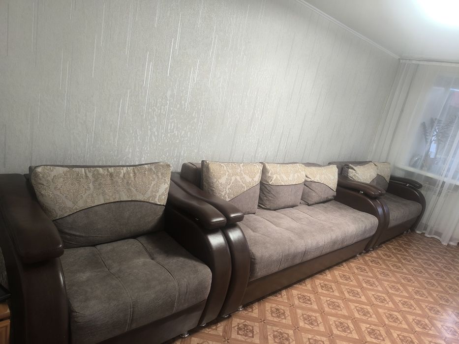 Продам диван тройка