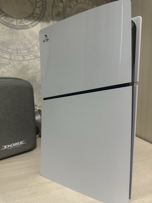 Play station 5 slim 1tb