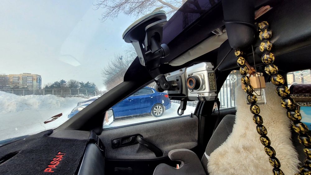 Продам видеорегистратор продам