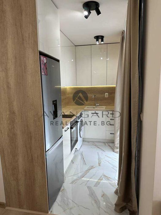 Продава се Двустаен апартамент в Пловдив, Център - 107 кв.м за 2795 €/кв.м - Снимка #10