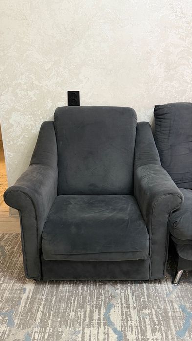 диван кровать серый