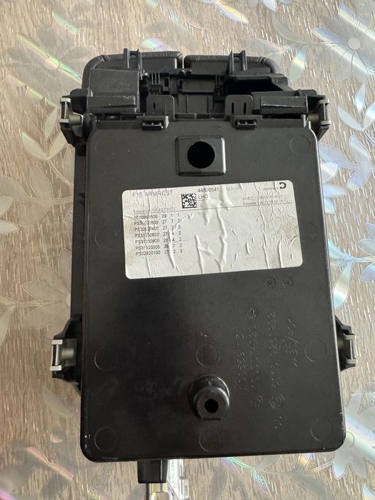 Подлакътник за БМВХ5-Ф15