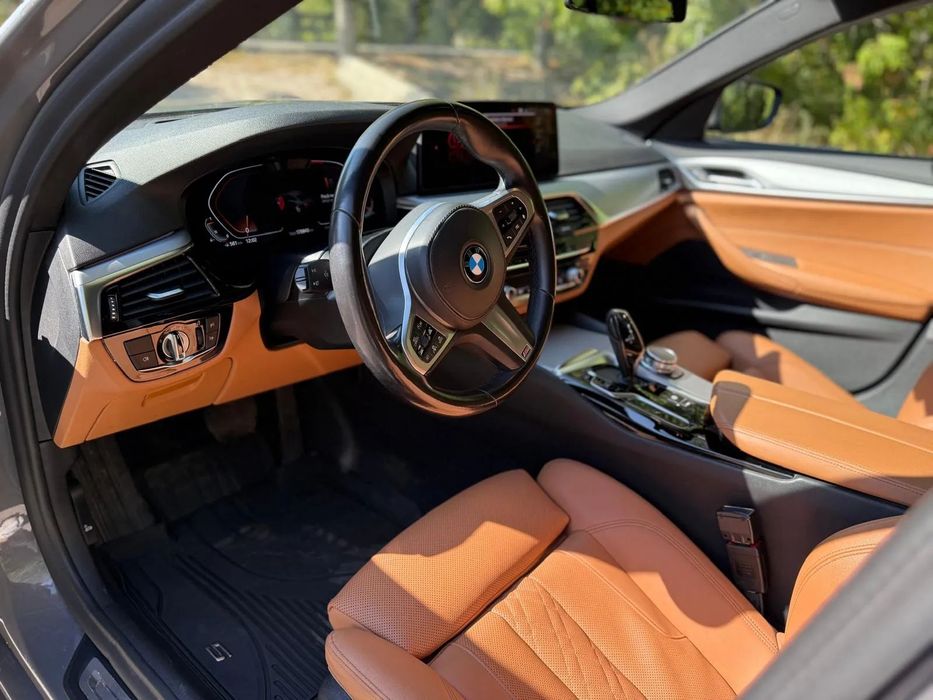 BMW Seria 5 2021 — imagine 5