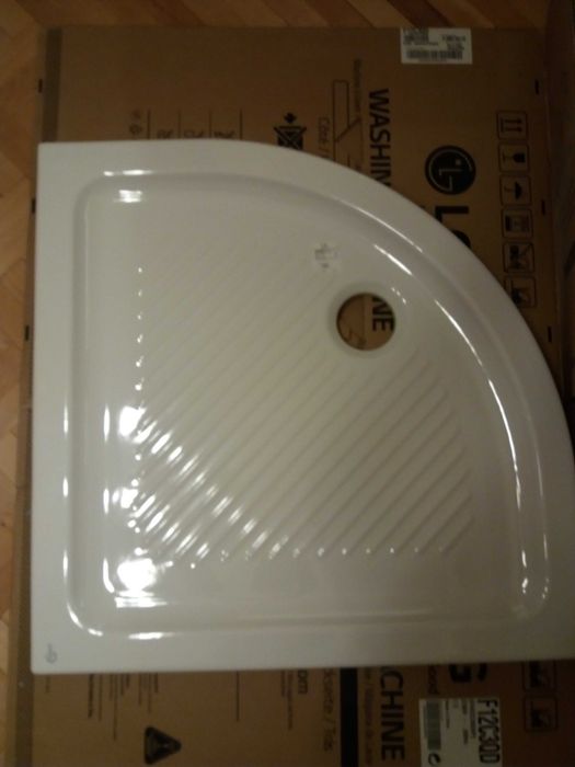 порцеланово корито за душ кабина ideal standard 80/80/60 см.