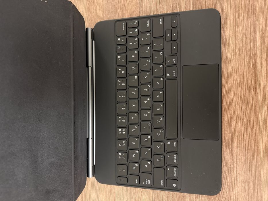 iPad Magic Keyboard