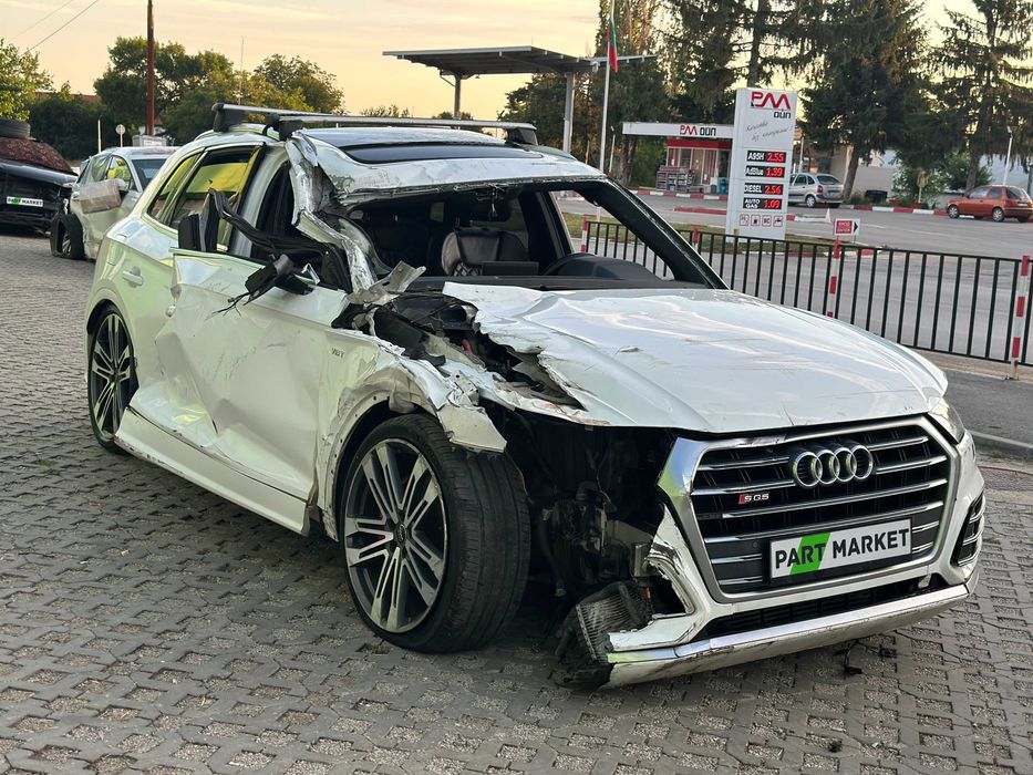 AUDI SQ5 3.0TFSI На Части