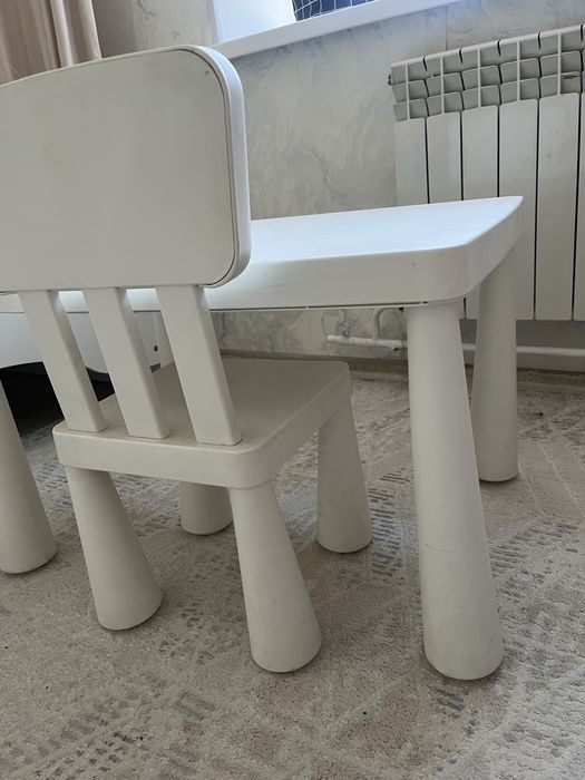 Ikea, стол и стульчик для детей