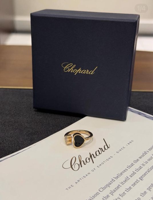 Позлатени гривни Chopard