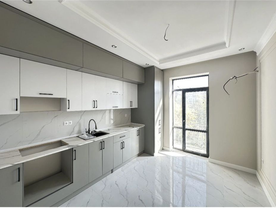 Юнусобод 11 квартал  МЕГА ПЛАНЕТ да 2-хонали квартира