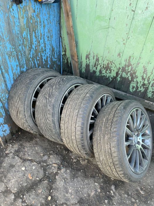 Диски с резиной на 18 от мерса