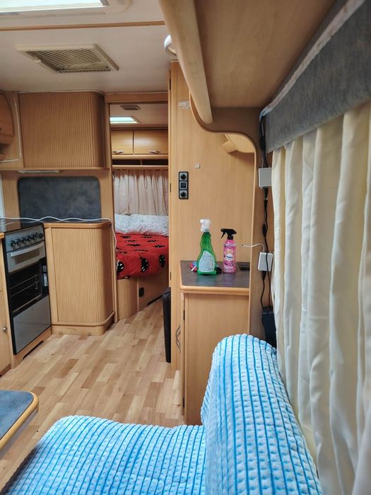 Rulota de vanzare - Geist, 2007