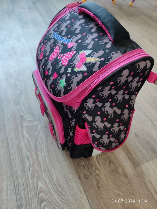 Школьный  рюкзак