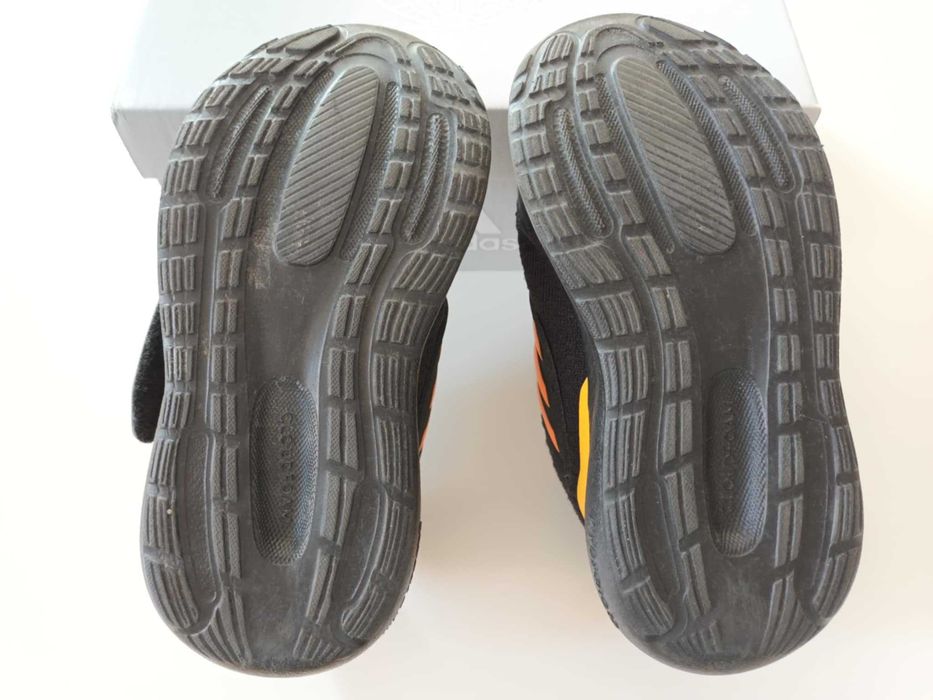 Намалени! Детски маратонки Adidas Runfalcon