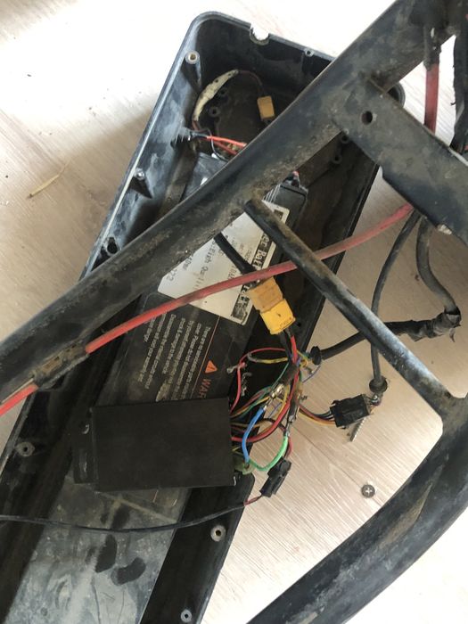 Продам электро самокат