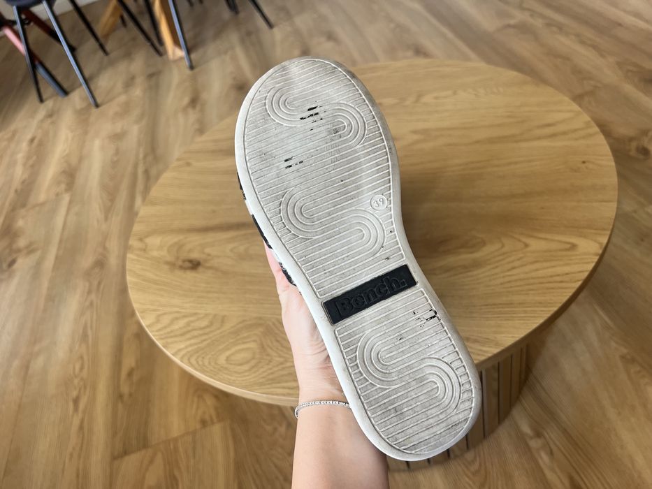 Slapi Bench Platform