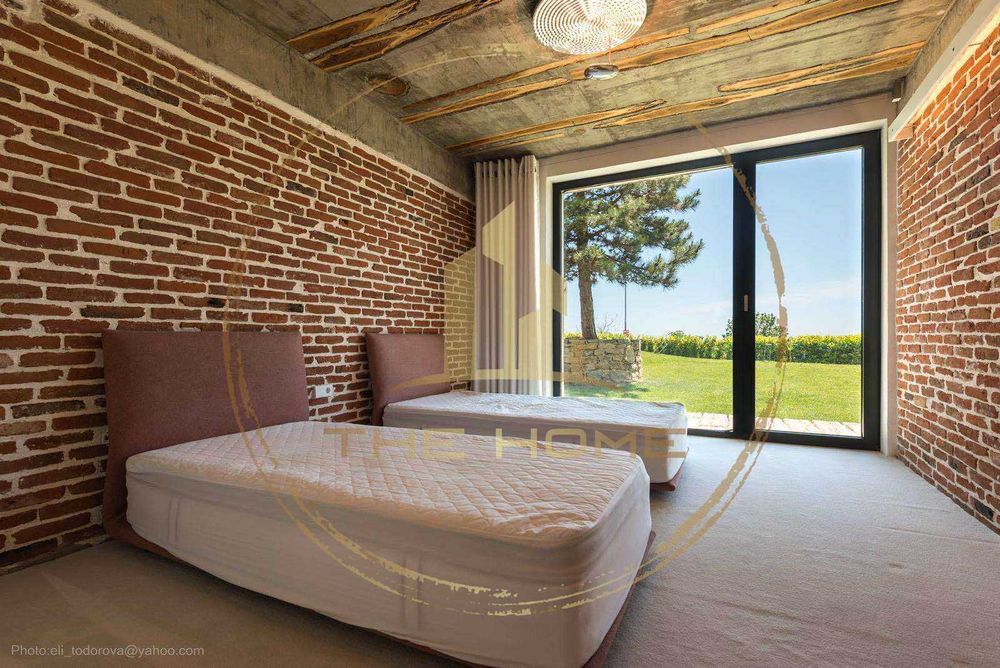 Дава се под наем Тристаен апартамент в Варна, Бриз - 100 кв.м за 2194.02 € - Снимка #9