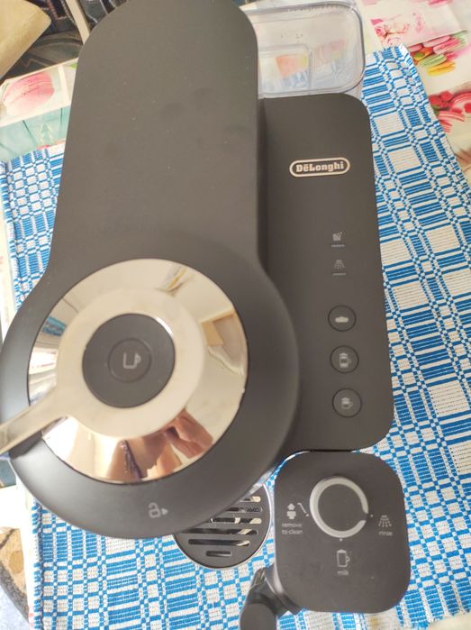 Espressor capsule Nespresso Vertuo Latissima