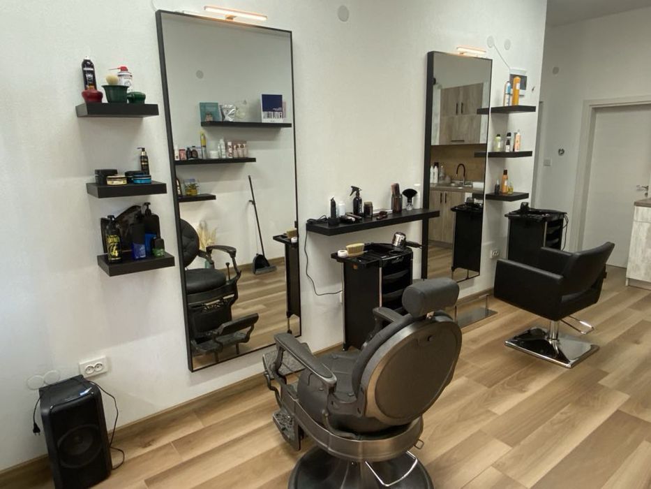 Оборудване за фризьорски и бръснарски салон!