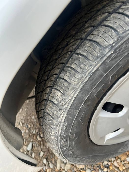 Damas srochno sotiladi