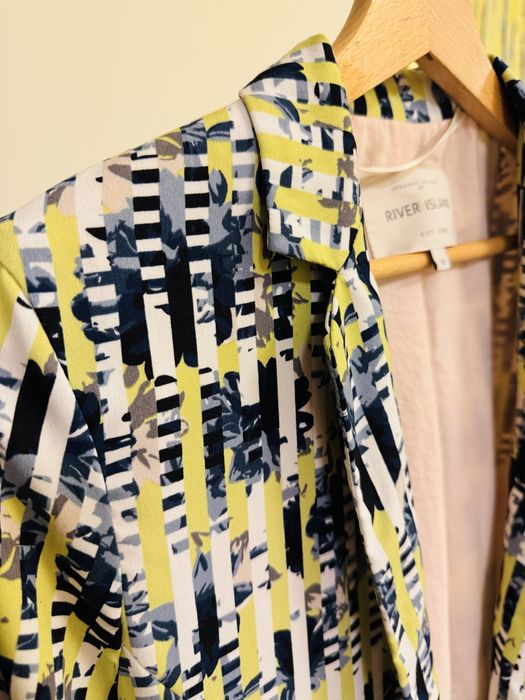 Тънък блейзер River island S