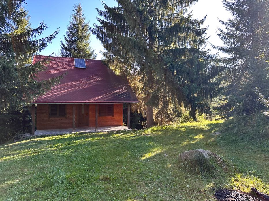 Casă de vacanță de vânzare – Tengheler, lângă Ditrău