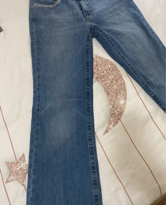 Rosner jeans with rhinestones mid waist