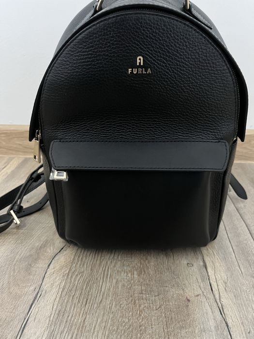 Furla кожена раница