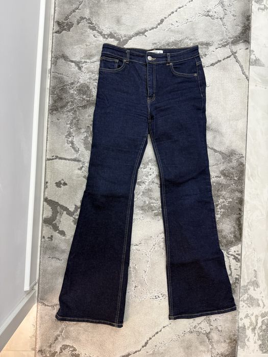 Дамски дънки с камъни