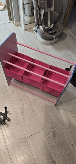 Organizator jucarii Minnie Mouse!